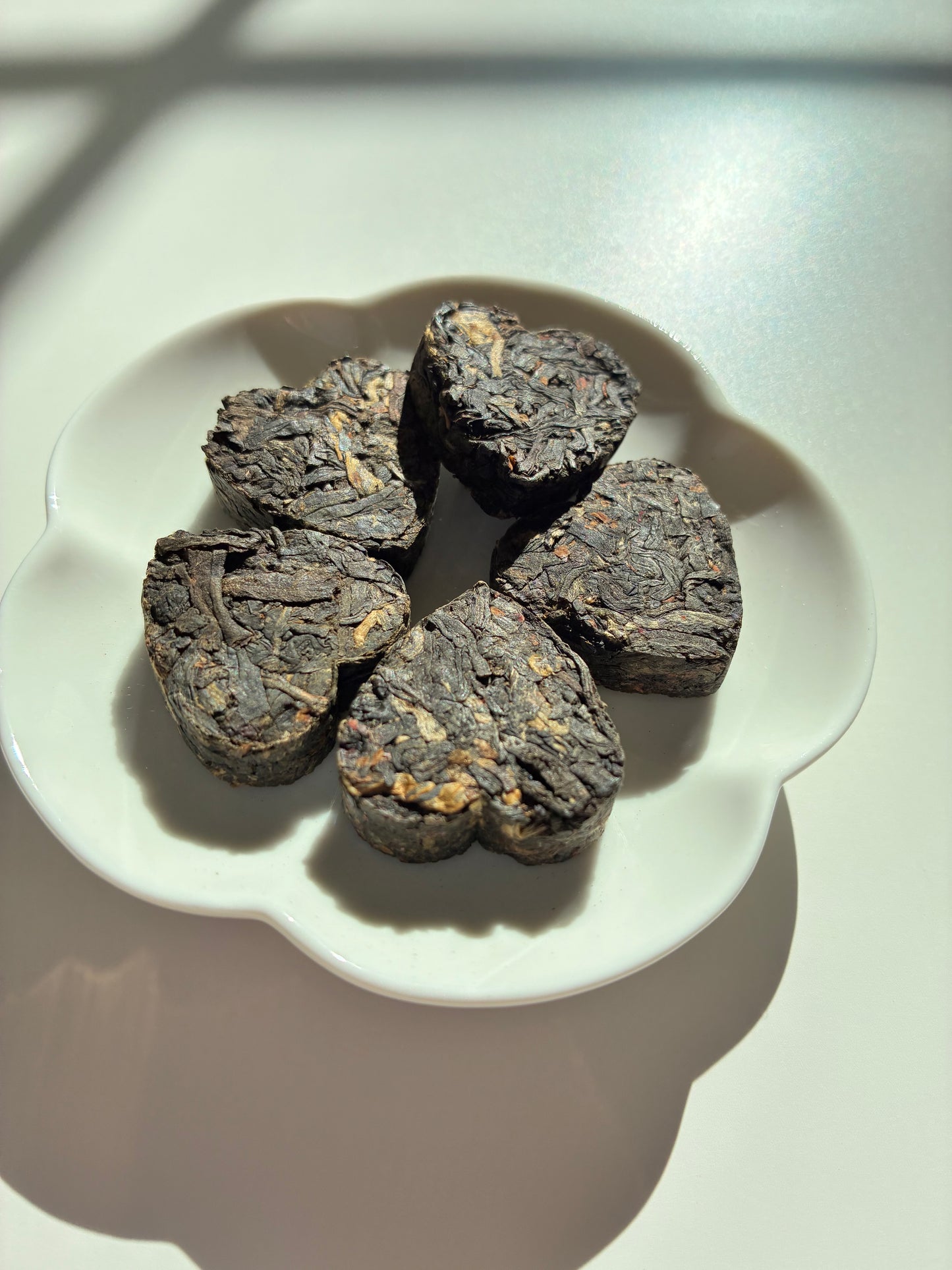 Heicha Rose Hearts / Dark Tea