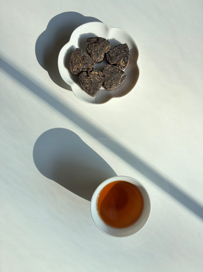 Heicha Rose Hearts / Dark Tea